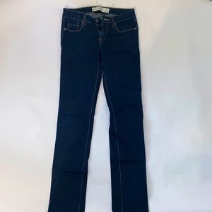 0R Abercrombie & Fitch Straight Jeans.